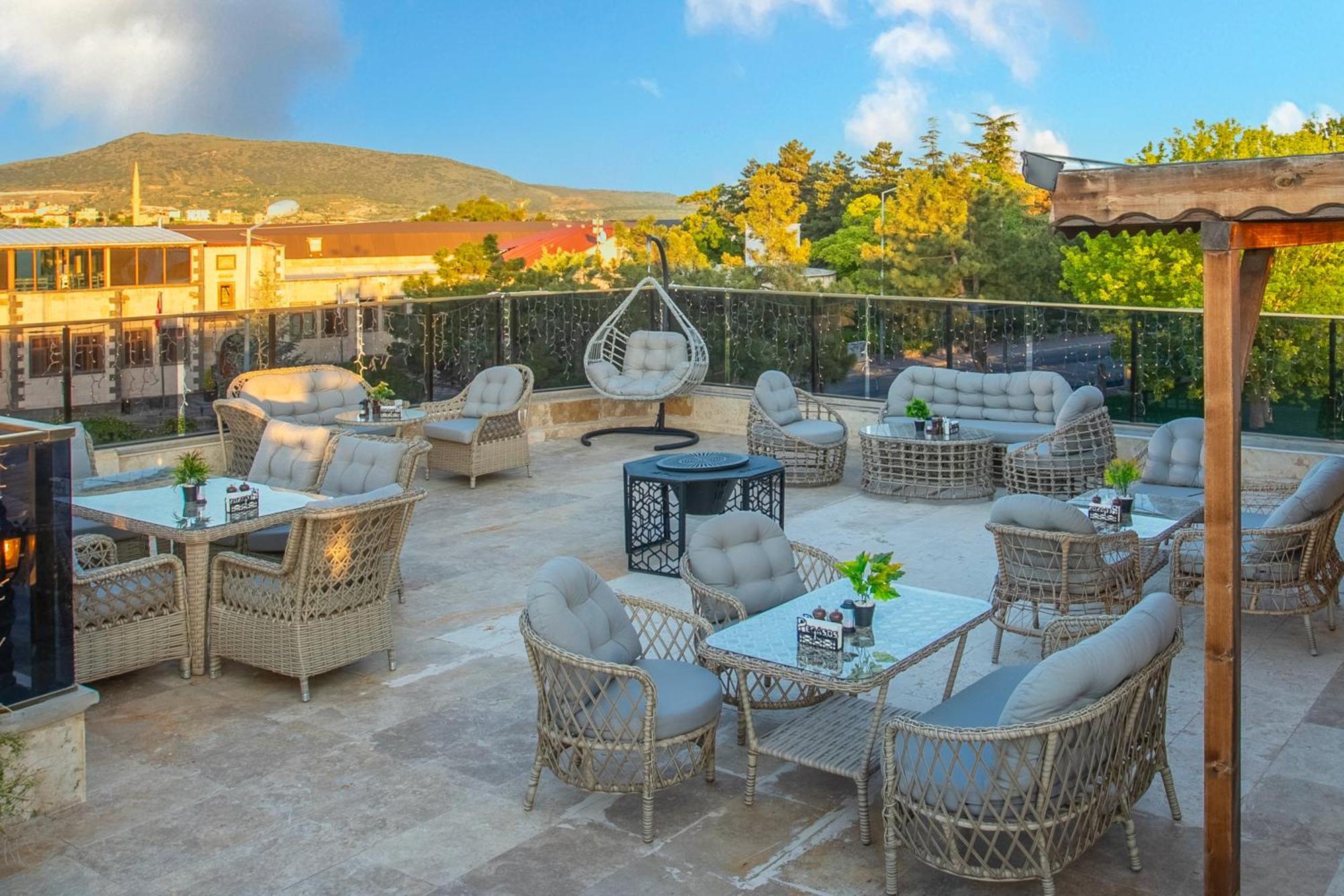 Cappadocia Pegasos Cave Suite Hotel أُتْشيسار المظهر الخارجي الصورة